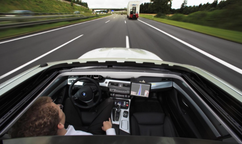 無人駕駛.png 無人駕駛.png