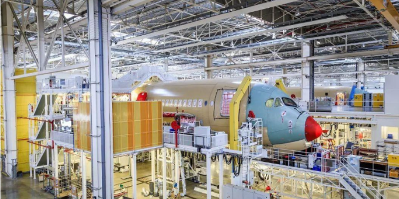 飛機制造設(shè)備.png 飛機制造設(shè)備.png