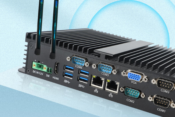 東田嵌入式工控機端口.png 東田嵌入式工控機端口.png