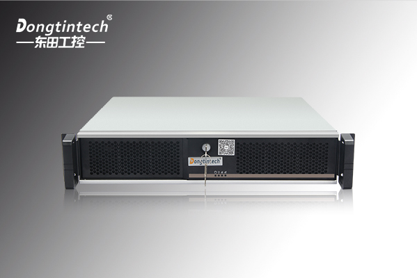 東田2U上架式工控機.png 東田2U上架式工控機.png