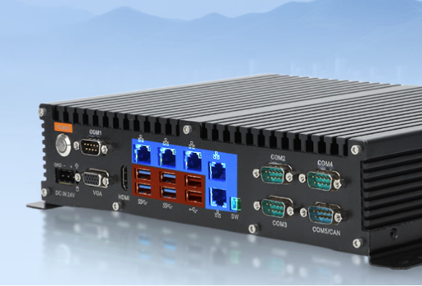 東田嵌入式工控主機端口.png 東田嵌入式工控主機端口.png